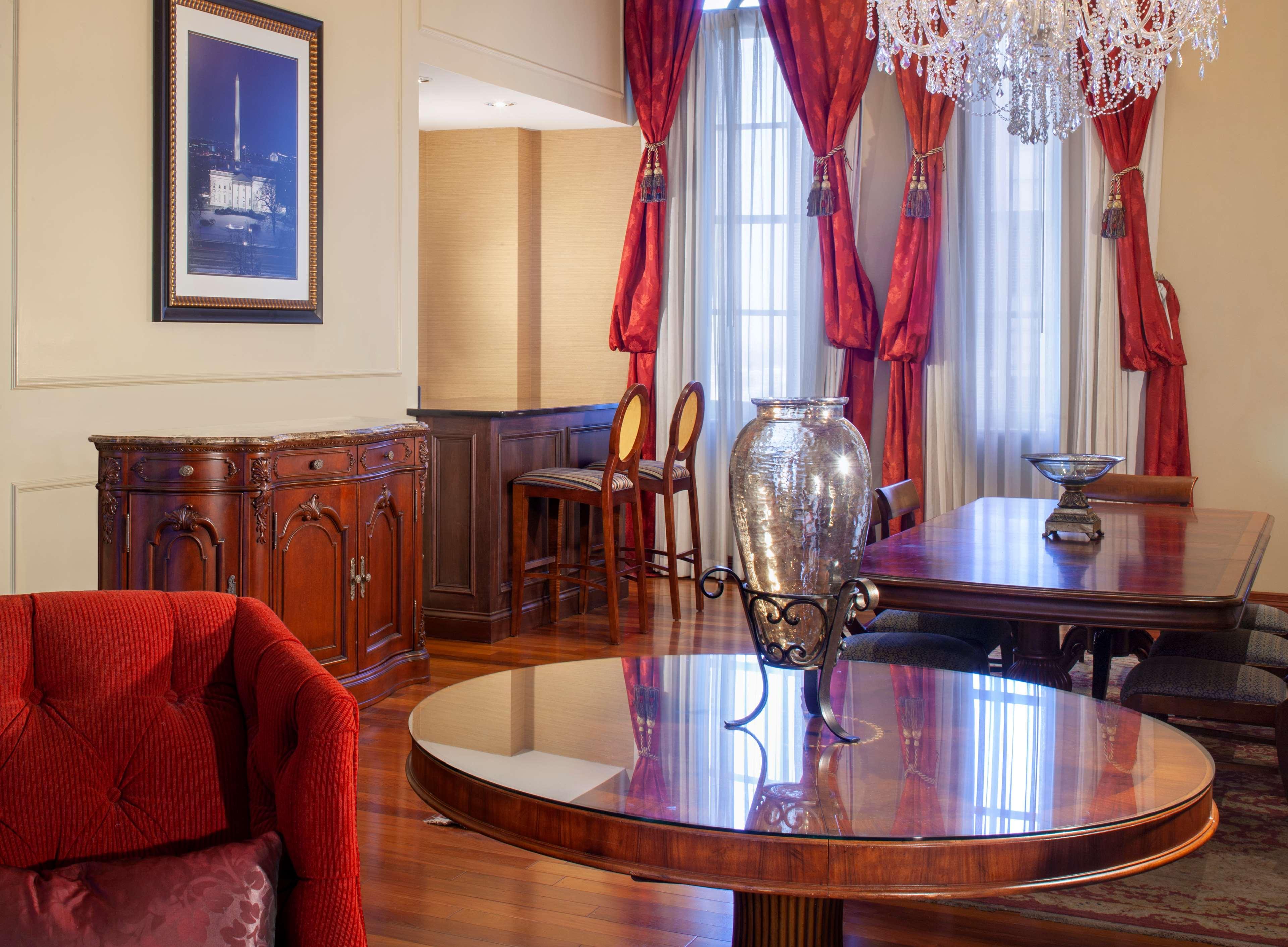 Hilton Форт-Уэрт Экстерьер фото