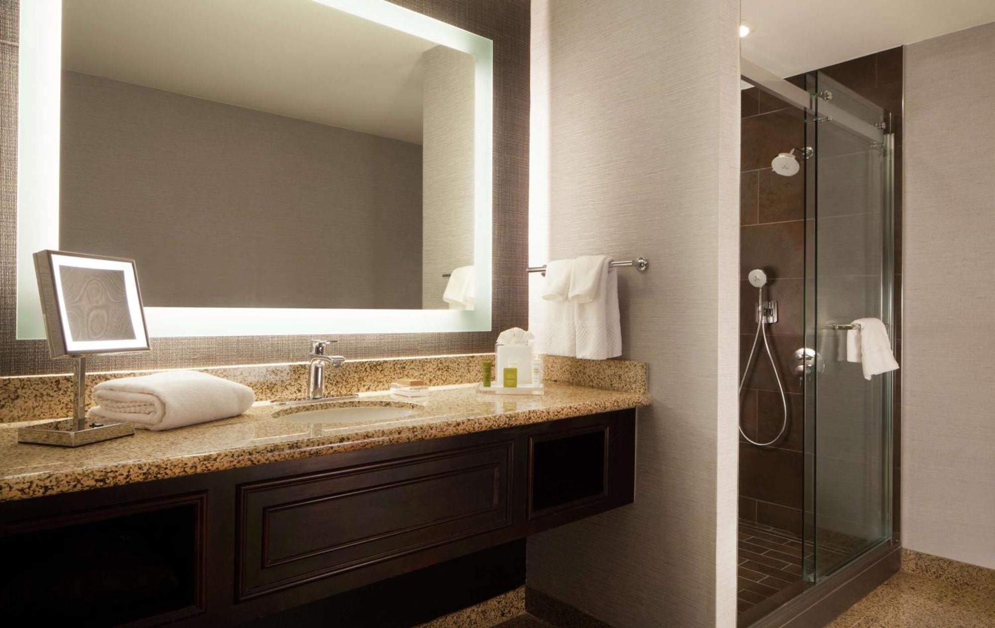 Hilton Форт-Уэрт Экстерьер фото